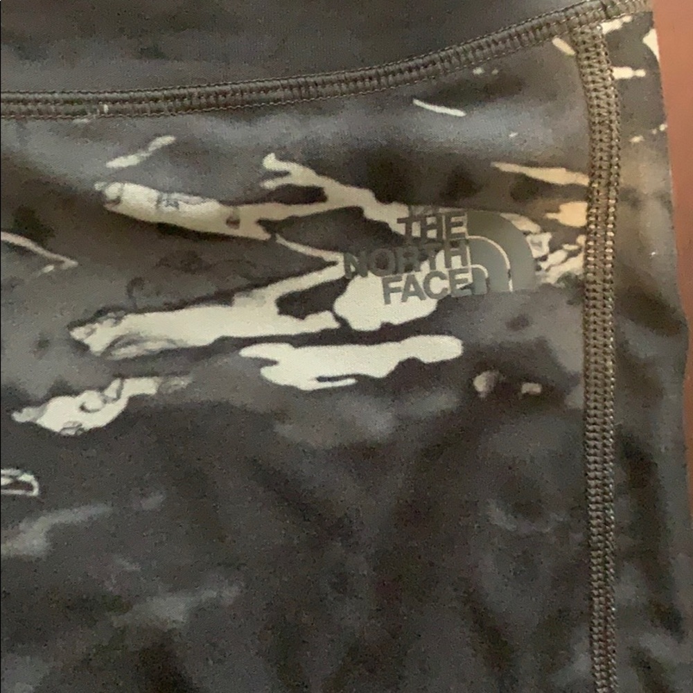 North Face leggings/yoga pants - size Large